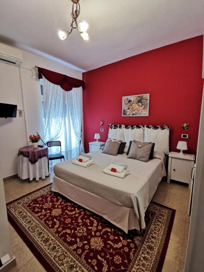 B&B Divina Roma ภายนอก รูปภาพ
