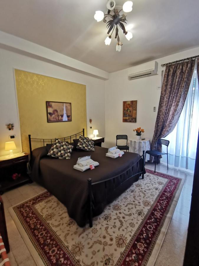 B&B Divina Roma ภายนอก รูปภาพ