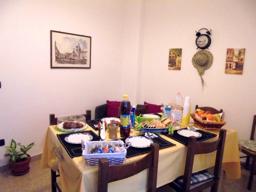 B&B Divina Roma ภายนอก รูปภาพ
