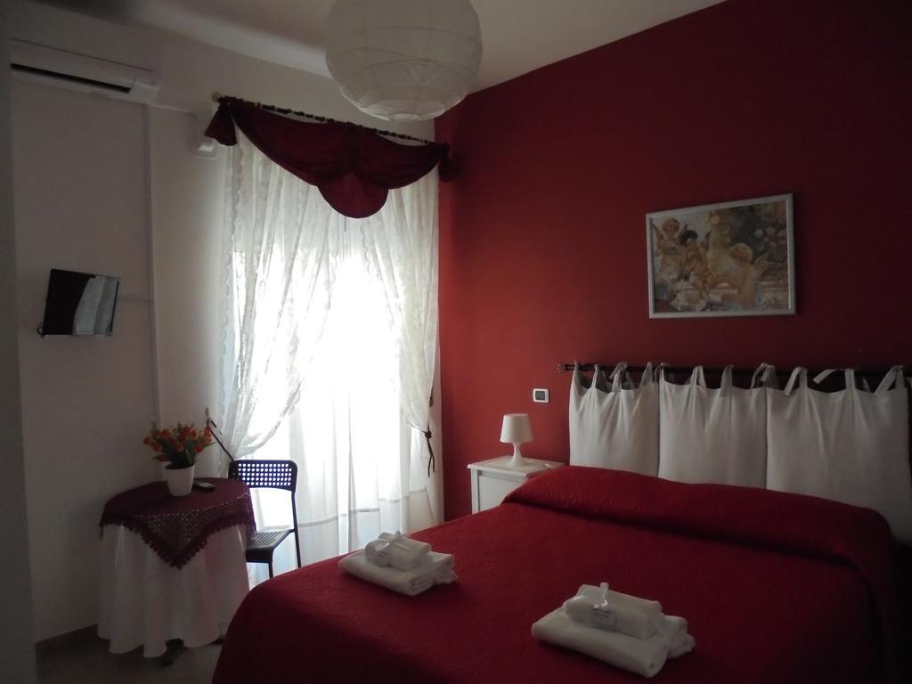 B&B Divina Roma ภายนอก รูปภาพ