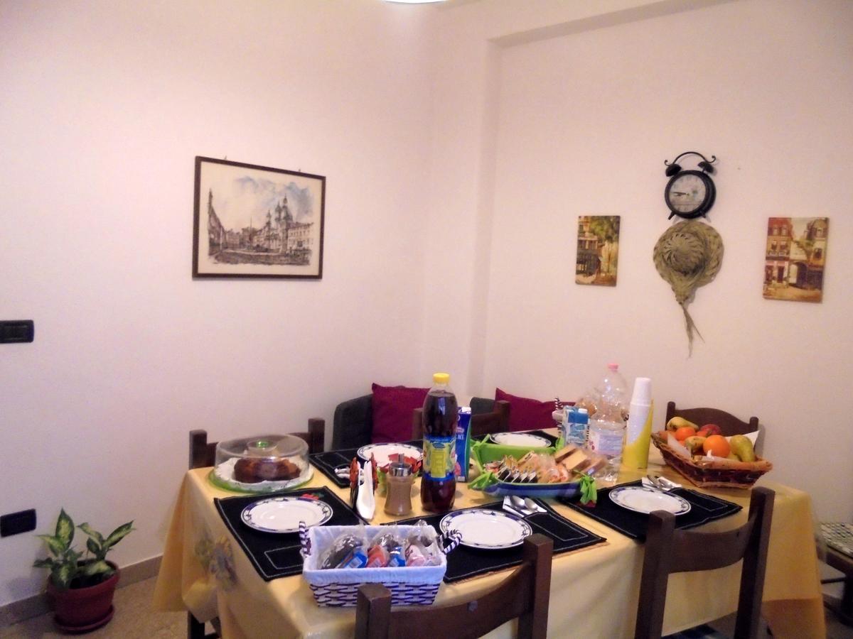 B&B Divina Roma ภายนอก รูปภาพ