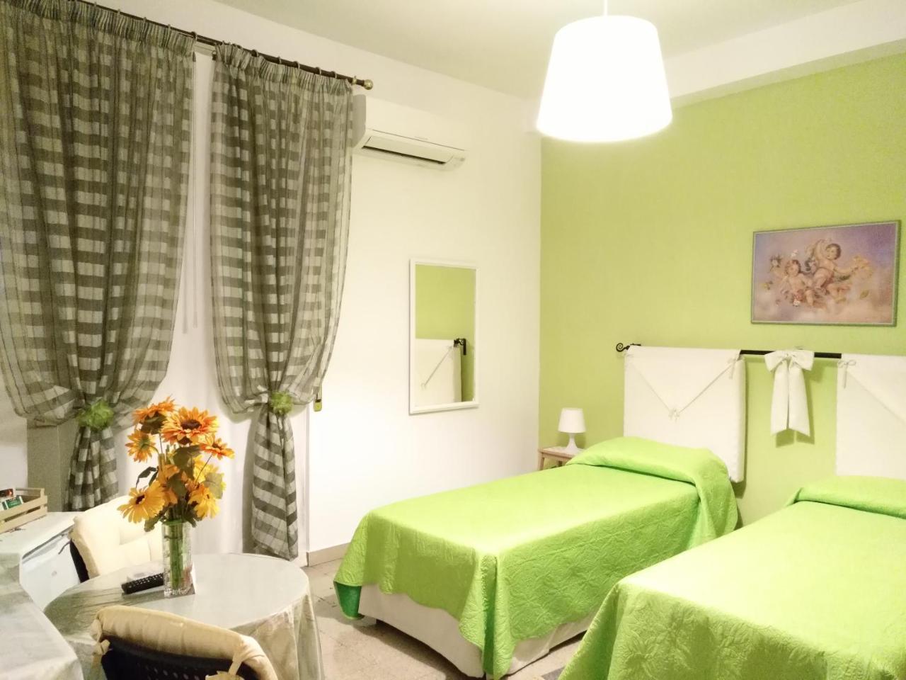 B&B Divina Roma ภายนอก รูปภาพ